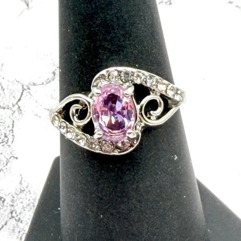 Silver Tone Pink‎ Crystal Ring Swirl Design Size 7.75 Vintage Style